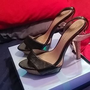 Women's shoes